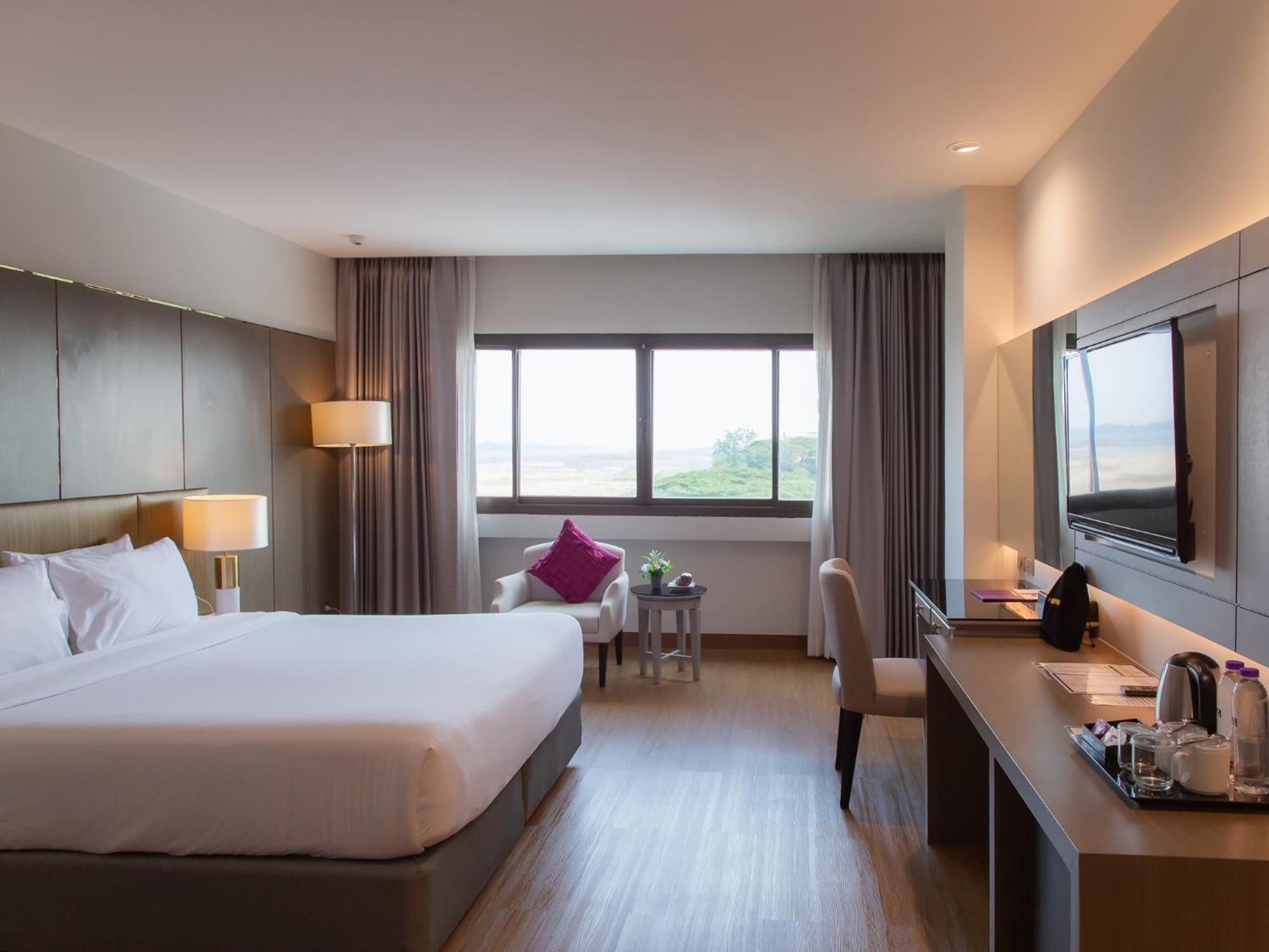Fortune River View Hotel Nakhon Phanom Exterior foto